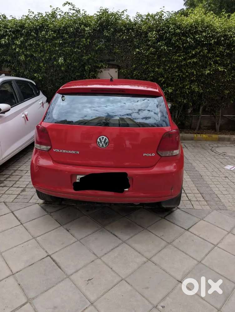 Red Colour Volkswagen Polo Comfortline 2014