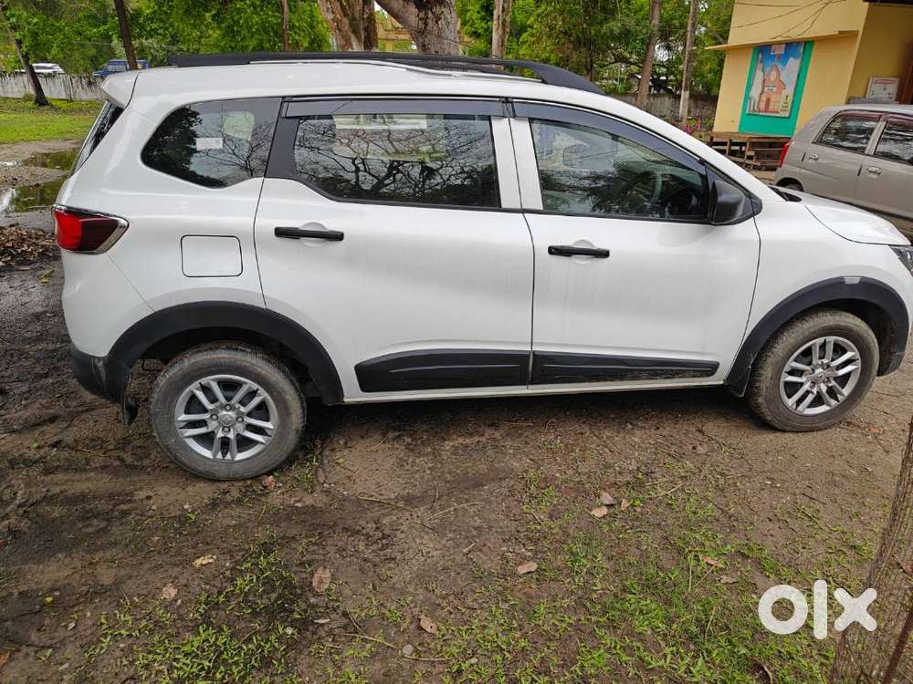 Renault Triber 2023 Petrol 5235 Km Driven