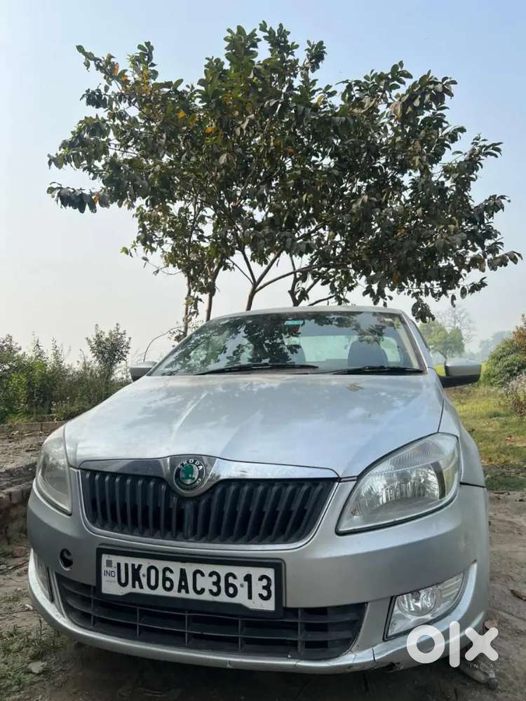 Skoda Rapid 2013 Diesel 180000 Km Driven