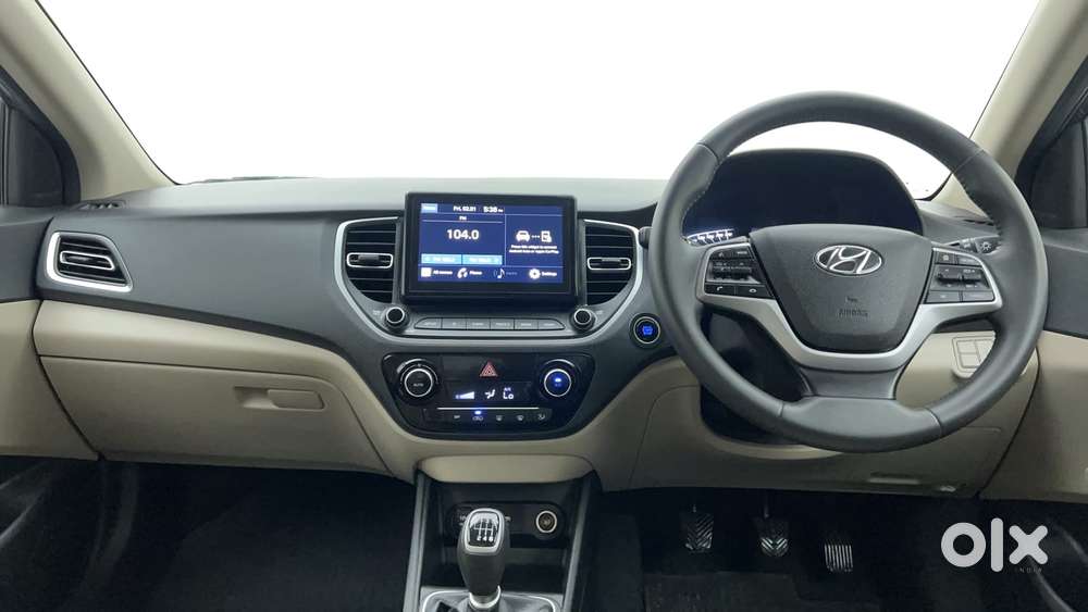 Hyundai Verna 1.5 Mpi Mt Sx (o), 2022, Petrol