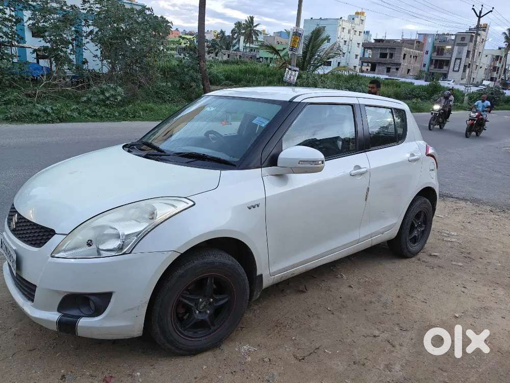 Maruti Suzuki Swift Petrol Manual For Sale.