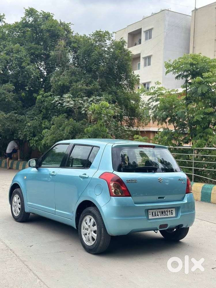 Maruti Suzuki Swift Vvt Zxi, 2009, Petrol