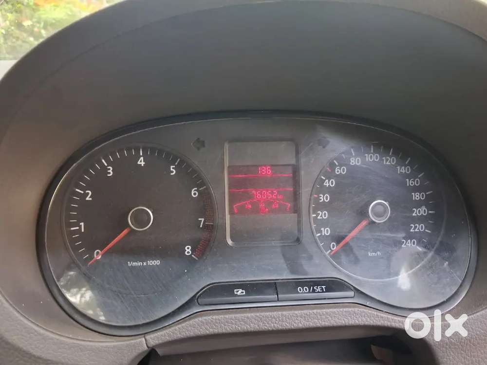 Volkswagen Vento 2011 Highline Petrol Manual