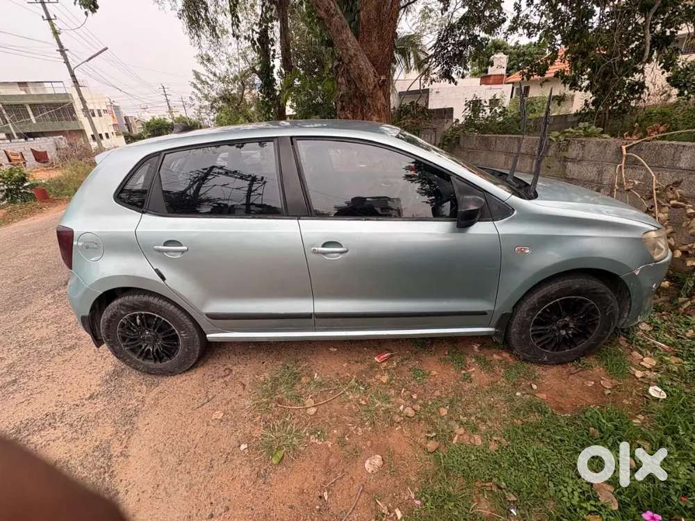 Polo 2013 Diesel 130000 Km Driven And Price Is Slightly Negotiable