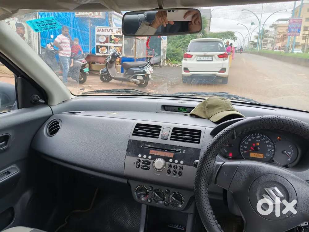 Maruti Suzuki Dzire 1.2 2011
