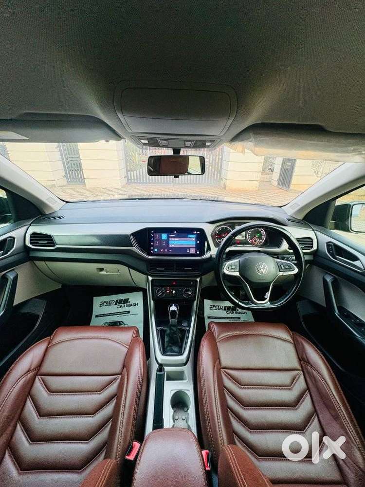 Volkswagen Taigun 1.0 Tsi Highline At, 2022, Petrol