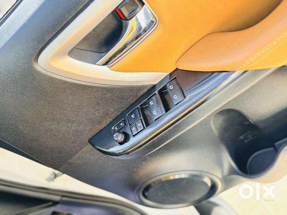 Toyota Fortuner 4x2 At 2.8 Diesel, 2023, Diesel