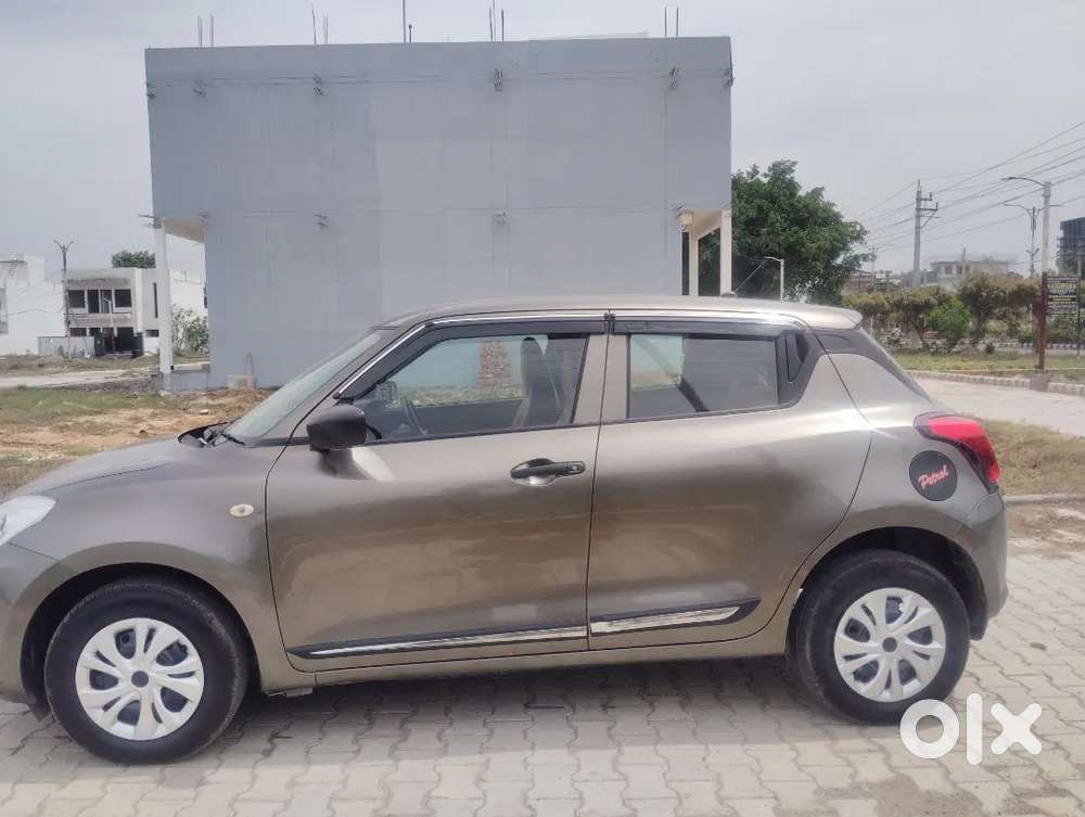 Maruti Suzuki Swift 2021 Petrol 65000 Km Driven