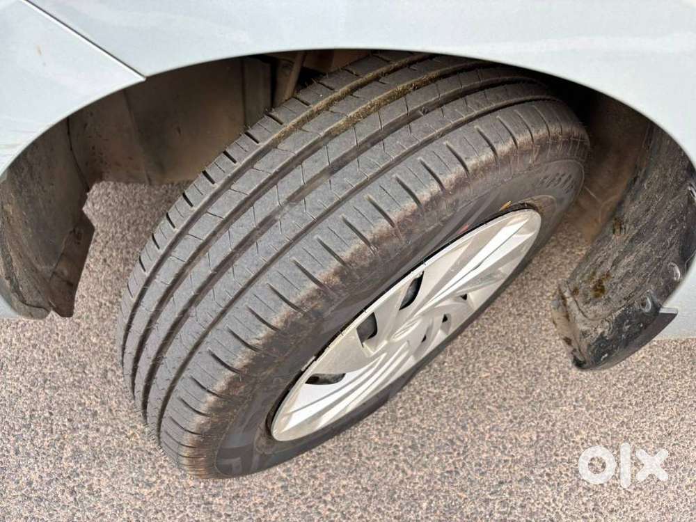 Maruti Suzuki Ertiga Vxi Shvs, 2022, Petrol