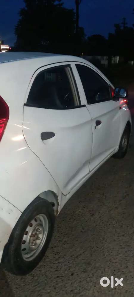 Hyundai Eon 0.8 D Lite 2012 Petrol Automatic