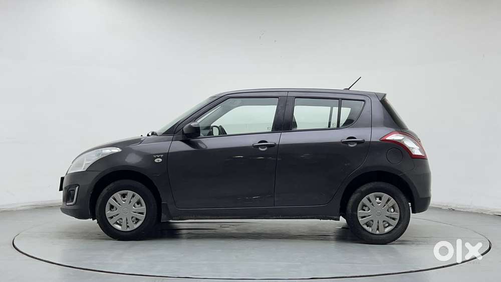 Maruti Suzuki Swift 1.2 Lxi (o), 2017, Petrol