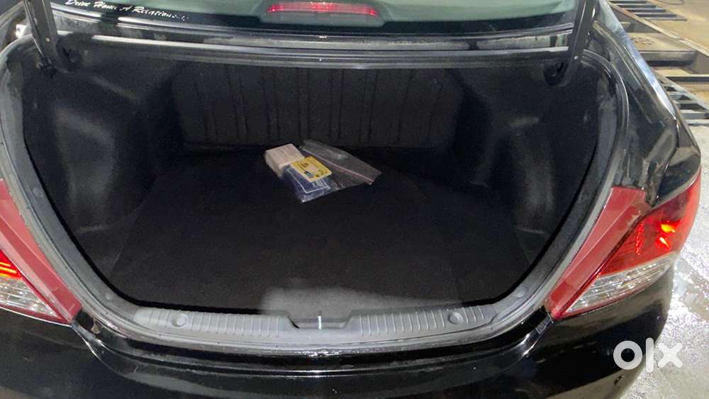 Hyundai Verna Manual 2012