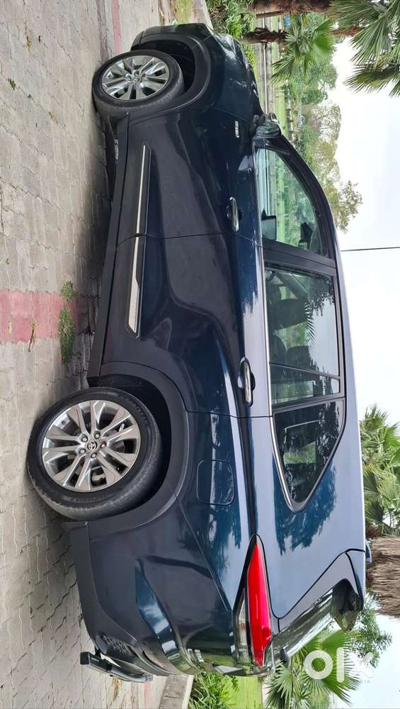 Toyota Innova Hycross 2.0 Zx Hybrid 7 Str, 2024, Petrol