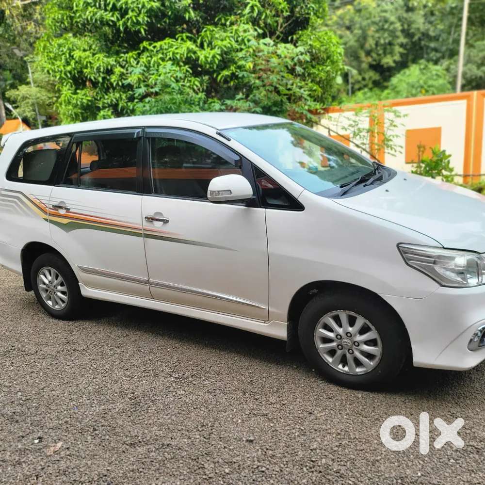 Toyota Innova 2.0 Vx 2013