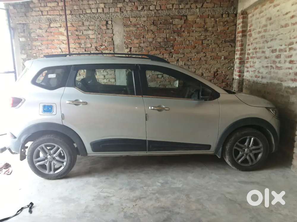 Car Me Koi Kami Nahin Hai