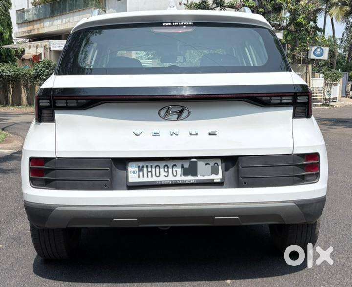 Hyundai Venue Sx (o) Mt 1.5 Diesel, 2022, Diesel