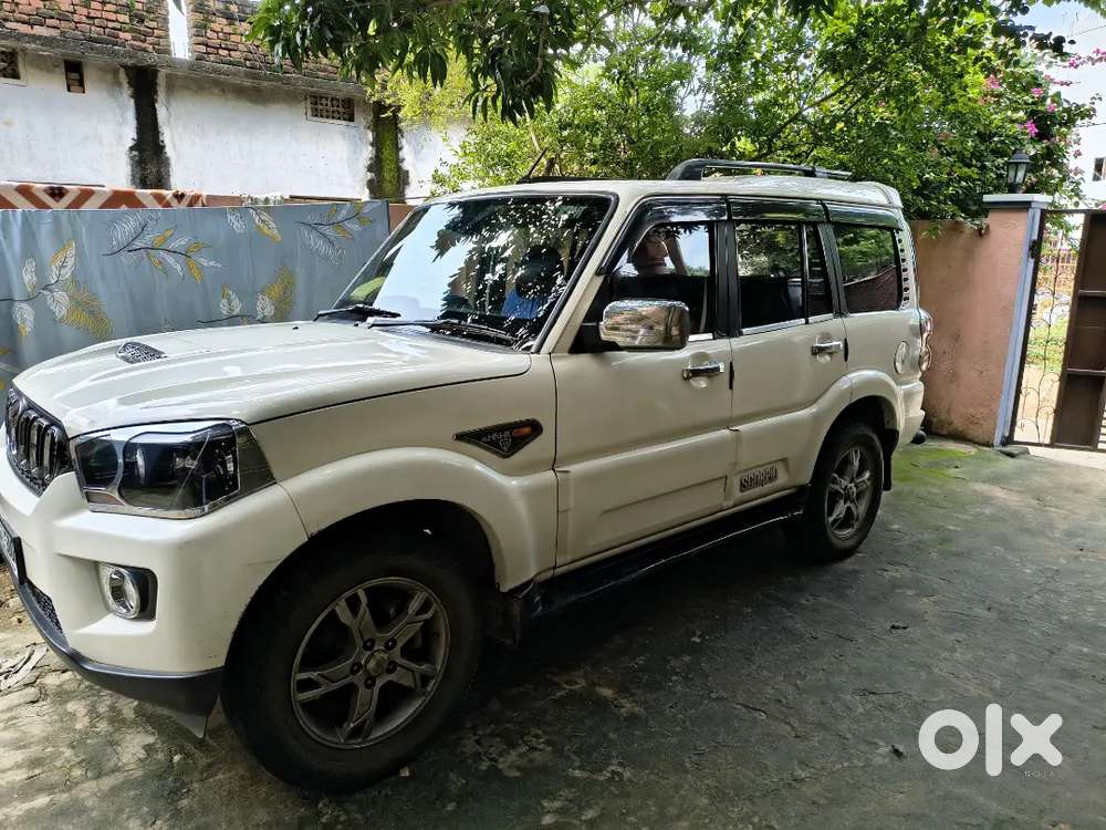 Mahindra Scorpio 2.2 S10 2017 Diesel Manual