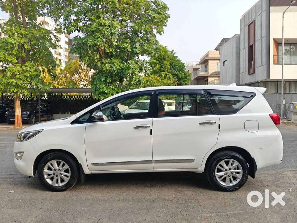 Toyota Innova Crysta 2.7 Gx At, 2020, Diesel