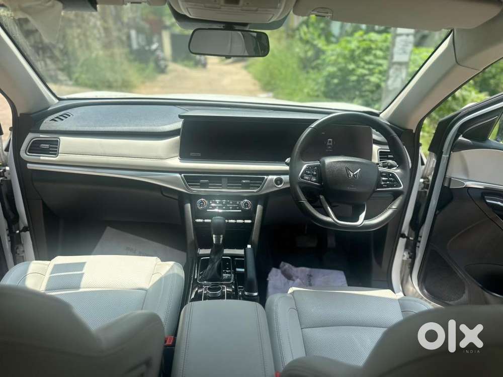 Mahindra Xuv700 2022 Petrol Good Condition