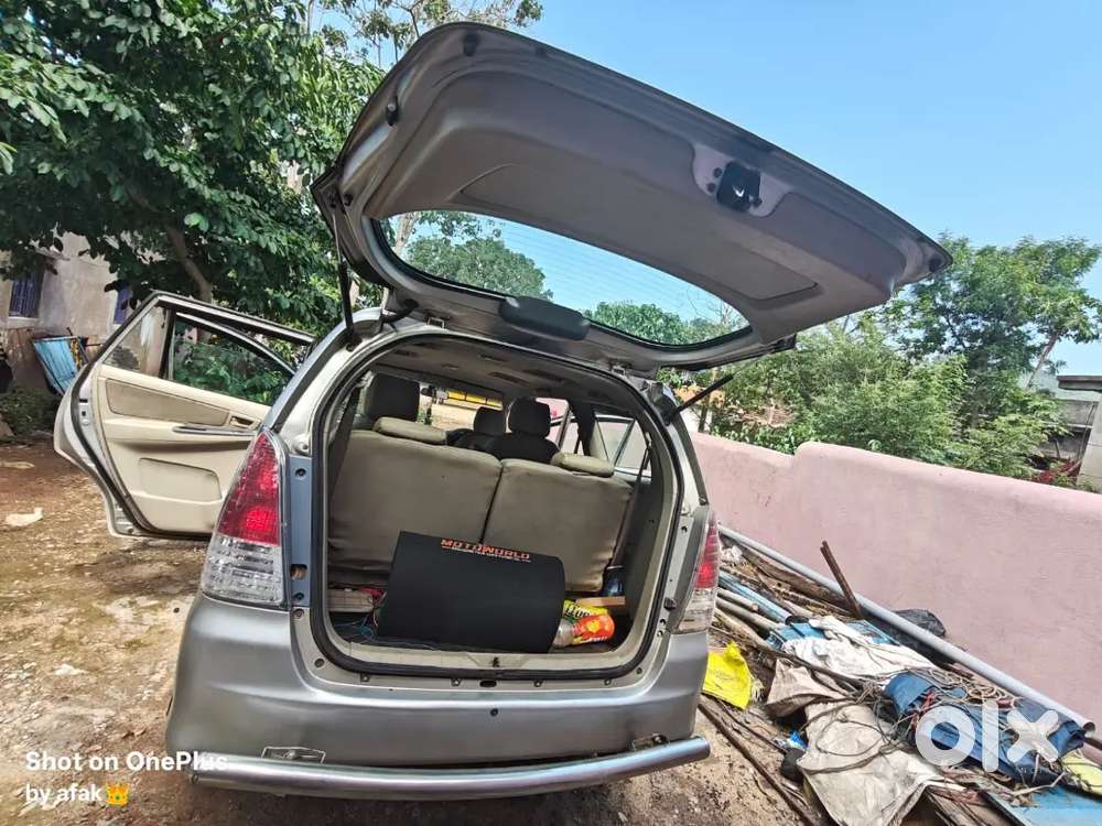Toyota Innova 2.5 G 2011