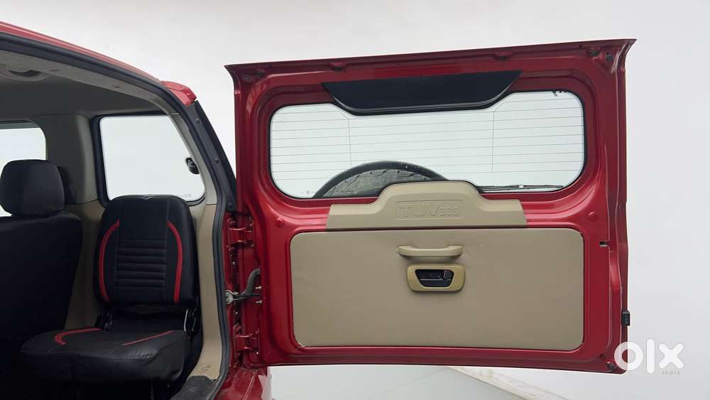 Mahindra Tuv 300 T6 Plus, 2018, Diesel