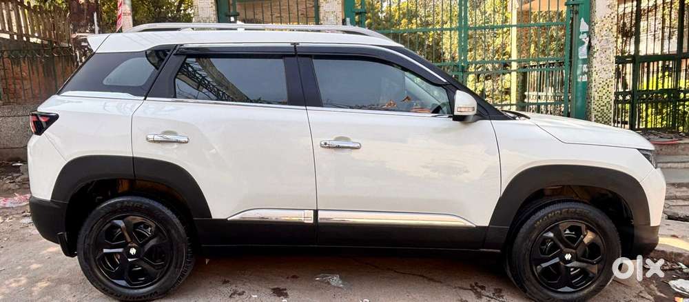 Maruti Suzuki Brezza Vxi S-cng, 2023, Cng & Hybrids