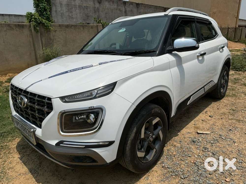 Hyundai Venue 2020 Diesel Showroom Condtion