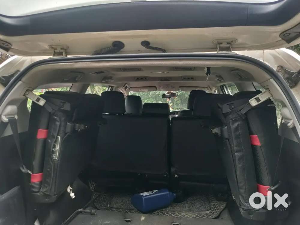 Toyota Innova Crysta 2022 Diesel 141000 Km Driven