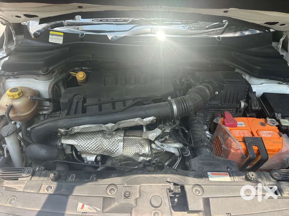Mahindra Xuv300 W8 Diesel, 2023, Diesel