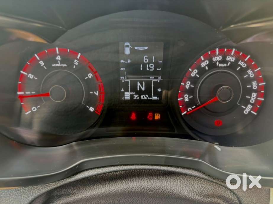 Mahindra Xuv300 W4, 2023, Petrol