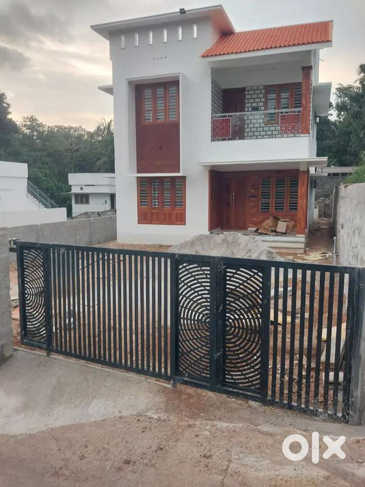 House for sale in Vattapara