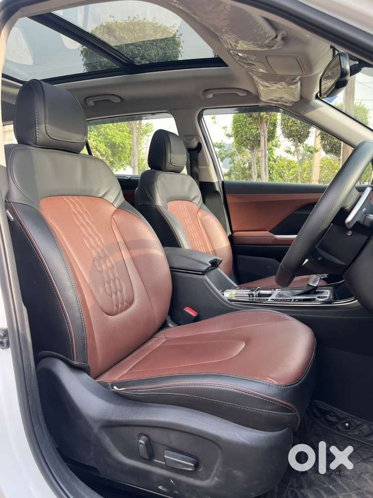 2021 Alcazar Sig(o)top -petrol At - 20,000km