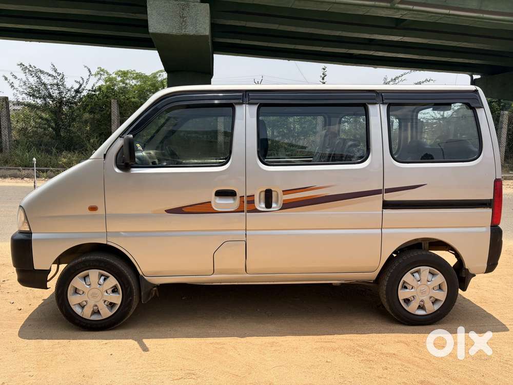 Maruti Suzuki Eeco Smiles 5 Seater Standard, 2011, Petrol