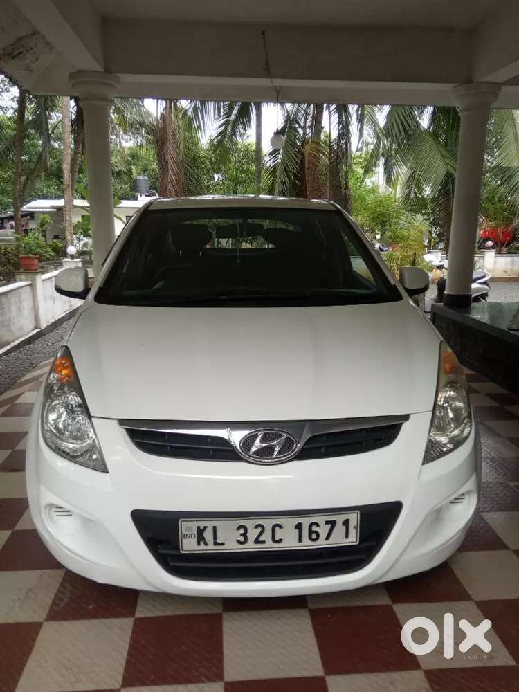 Hyundai I20 Sportz 2011