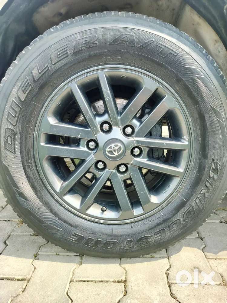 Toyota Fortuner 2016 Diesel 72000 Km Driven