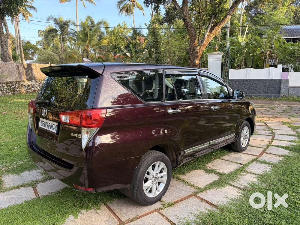 Toyota Innova Crysta 2.4 Gx Mt, 2016, Diesel
