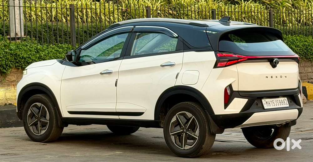 Tata Nexon, 2024, Petrol