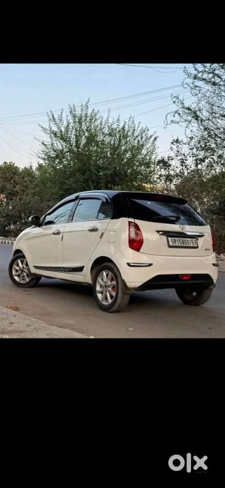 Tata Bolt Petrol 2015