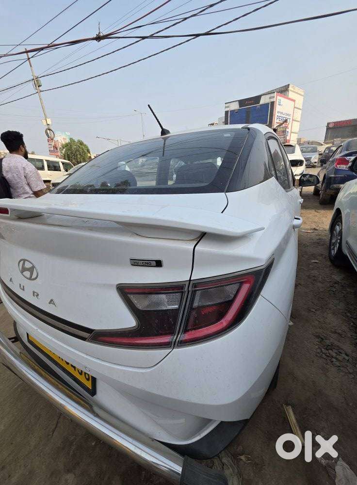 Hyundai Aura Sx 1.2 Cng, 2025, Cng & Hybrids