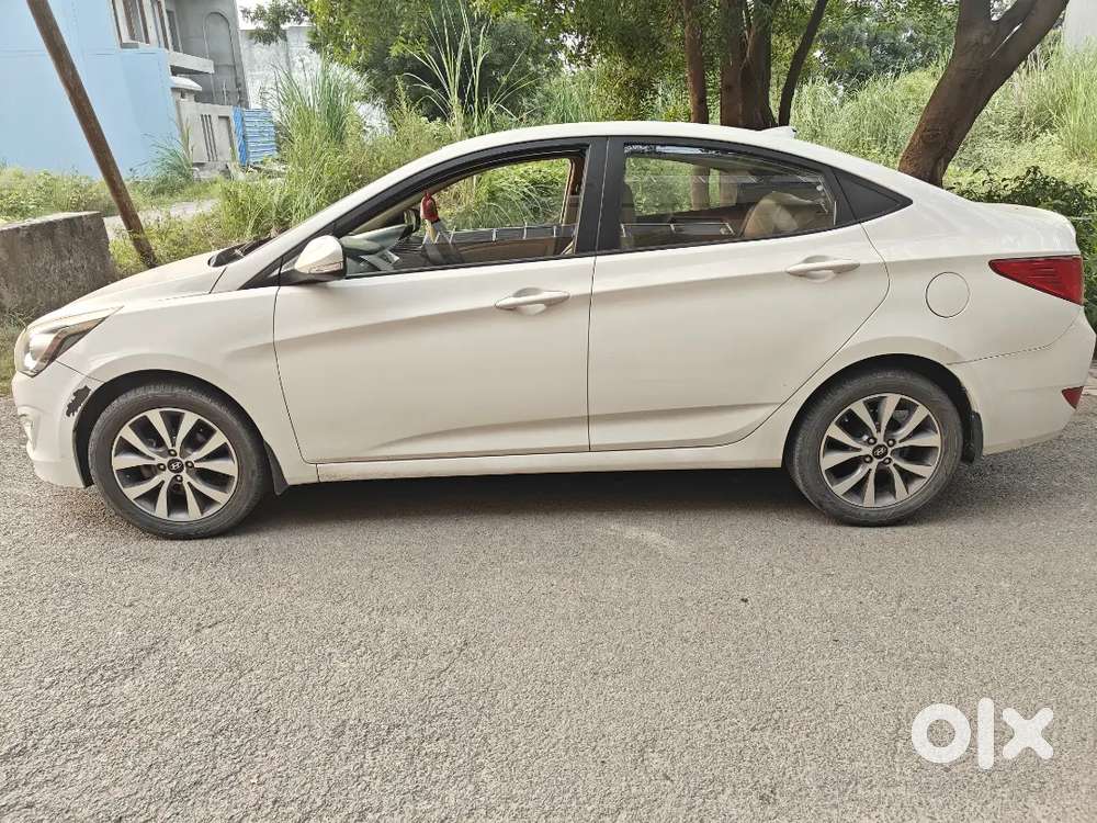 Hyundai Fluidic Verna 2016