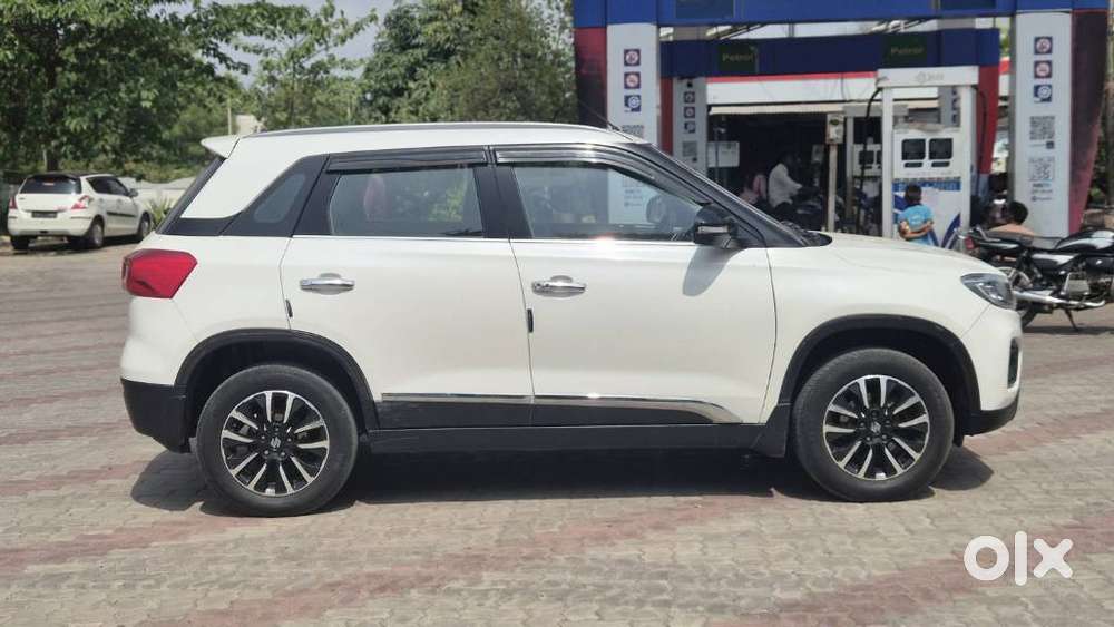 Maruti Suzuki Brezza 1.5 Zxi Plus Smart Hybrid, 2021, Petrol
