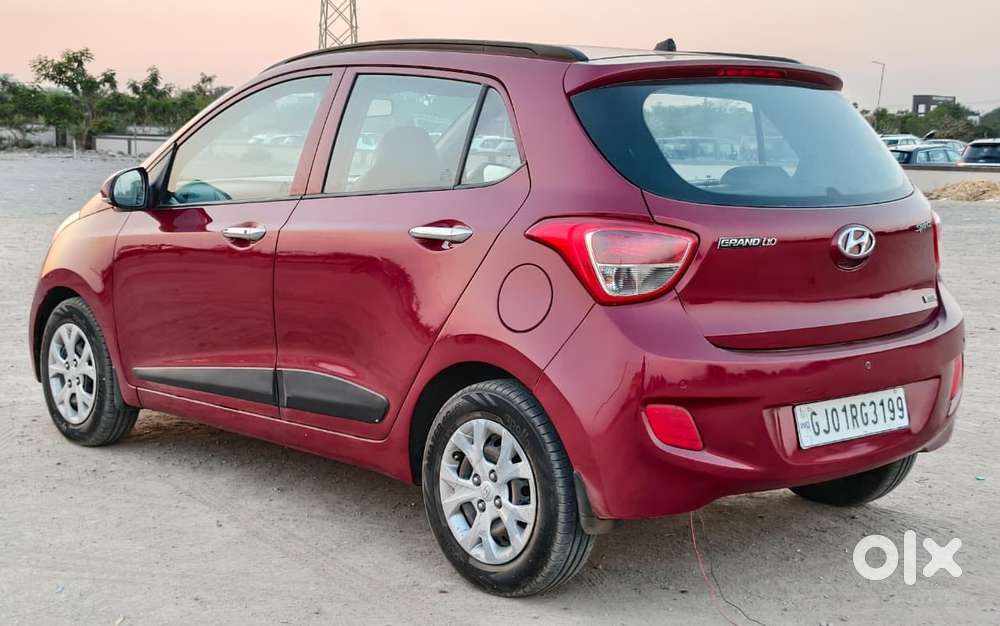 Hyundai Grand I10 1.2 Sportz At, 2014, Cng & Hybrids