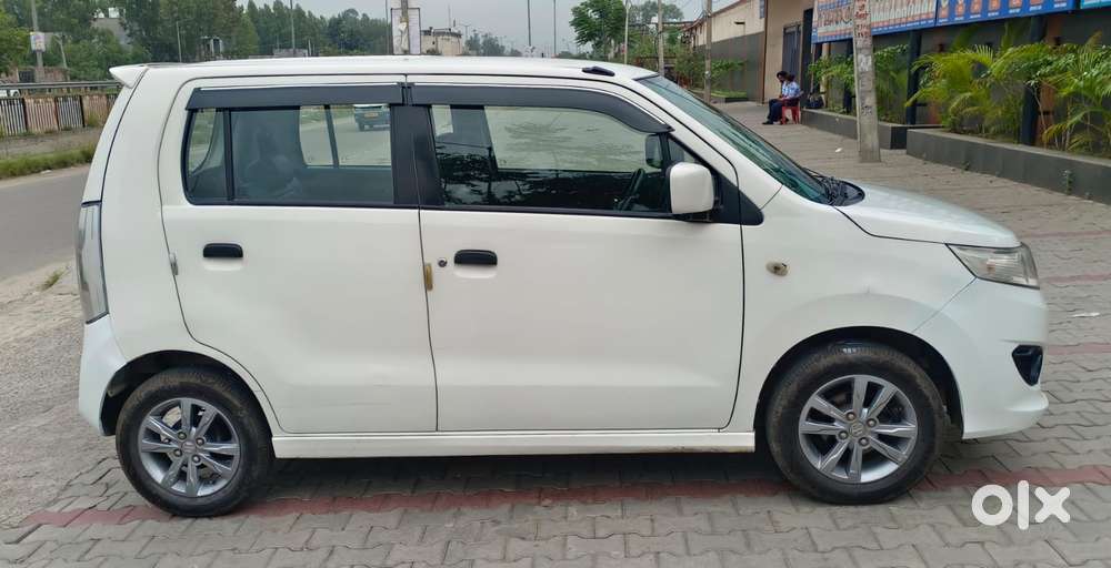 Maruti Suzuki Wagon R Vxi Optional, 2017, Petrol