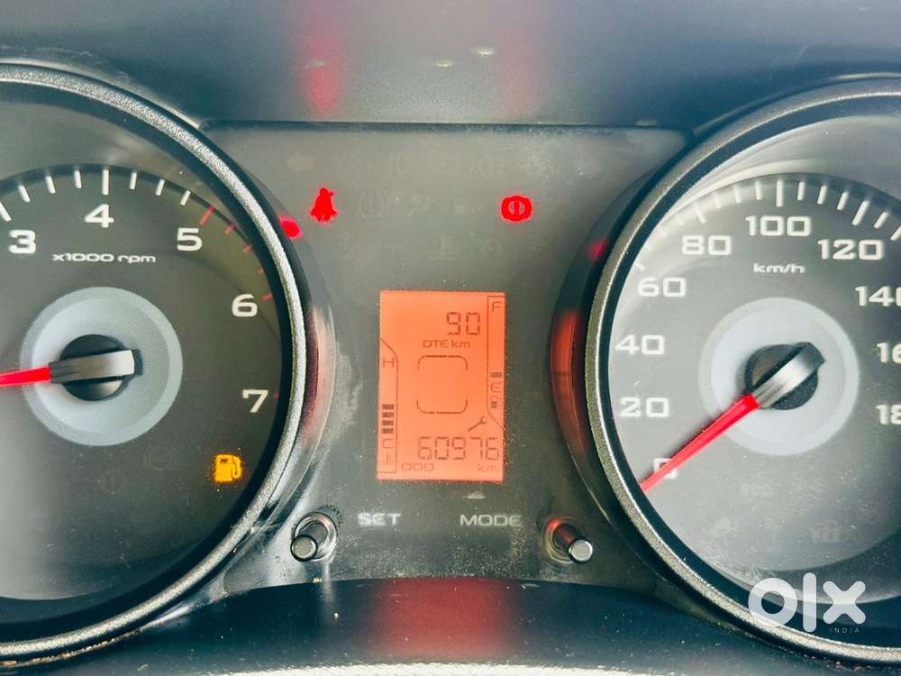 Mahindra Tuv 300 T6 Plus, 2018, Diesel
