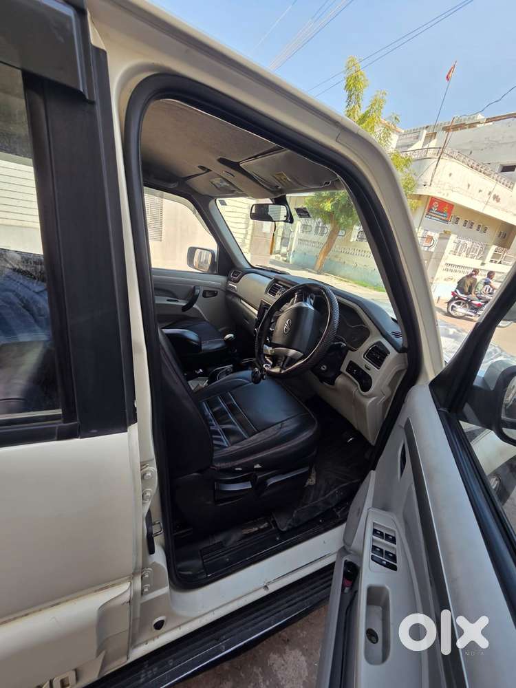 Mahindra Scorpio Classic 2.2 S Mt 7 Str, 2017, Diesel