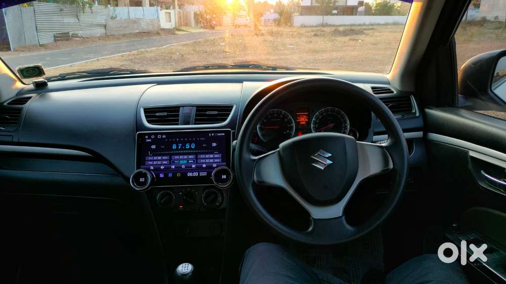 Maruti Suzuki Swift Vxi, 2015, Petrol