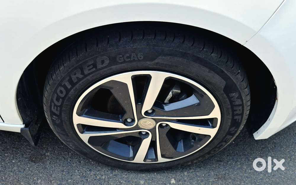 Tata Altroz Xz Plus (s), 2024, Diesel