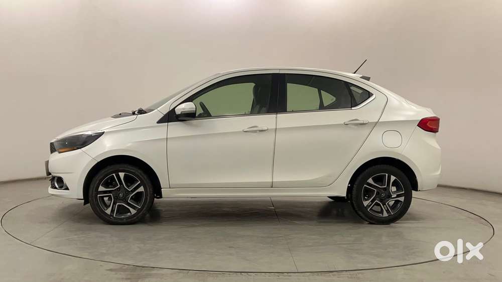 Tata Tigor Xza, 2018, Petrol
