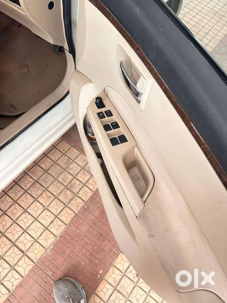 Maruti Suzuki Swift Dzire 2012-2015 1.2 Zxi, 2015, Petrol