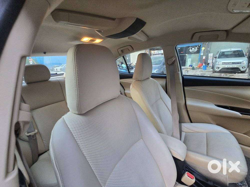 Toyota Yaris Vx Cvt, 2020, Cng & Hybrids